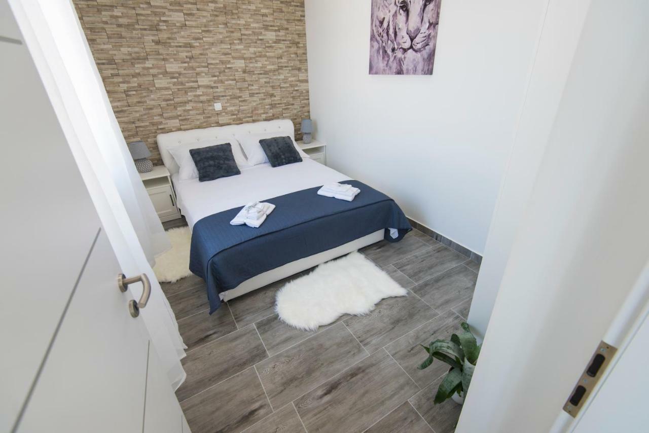 Pleasure 1 I 2 * Zadar