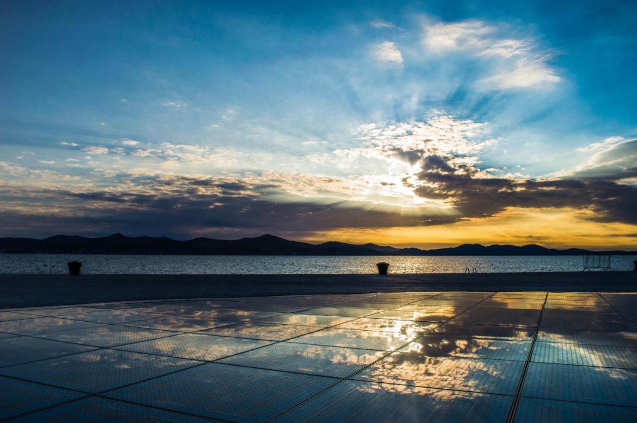 Pleasure 1 I 2 * Zadar